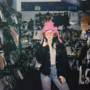 Meet your Posher, Lea